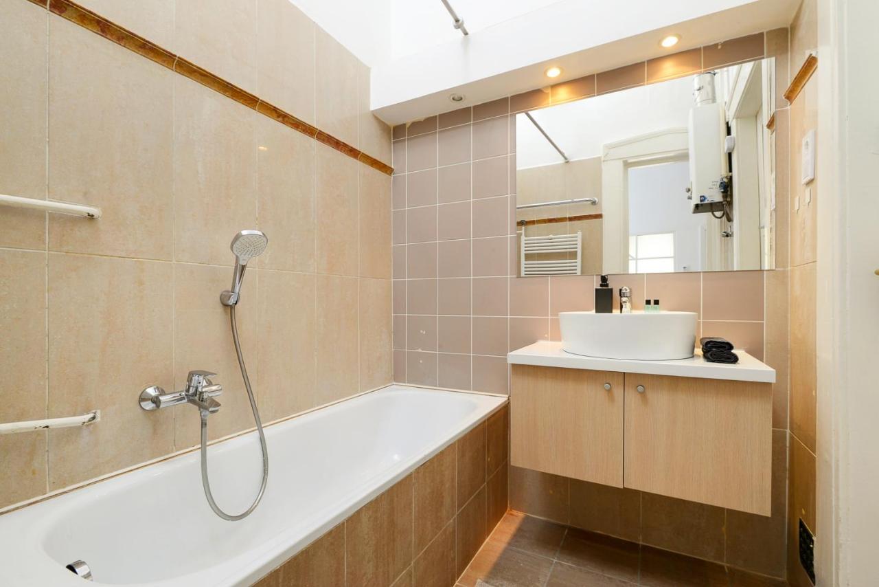 Akacfa 7 City Center Beautiful Apartment بودابست المظهر الخارجي الصورة