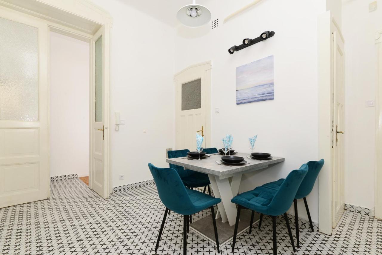 Akacfa 7 City Center Beautiful Apartment بودابست المظهر الخارجي الصورة