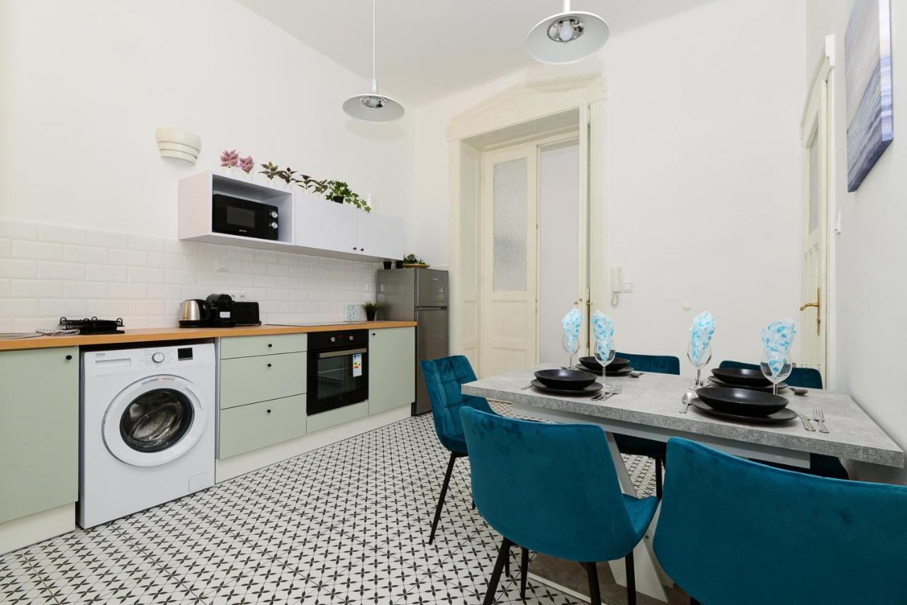 Akacfa 7 City Center Beautiful Apartment بودابست المظهر الخارجي الصورة